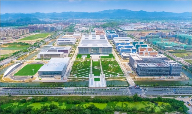 北航中法航空校園鳥瞰圖。邸白鷺攝.jpg
