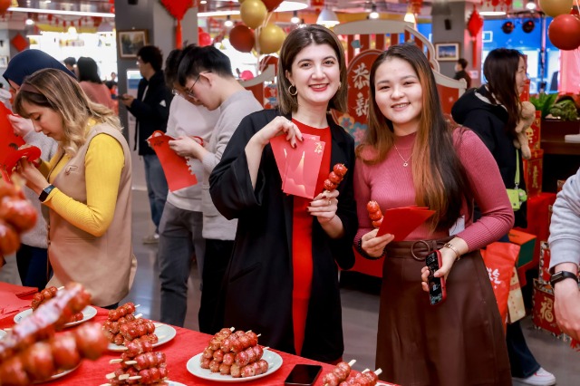 北航新春團(tuán)圓宴活動(dòng)現(xiàn)場(chǎng)。宋超攝.jpg